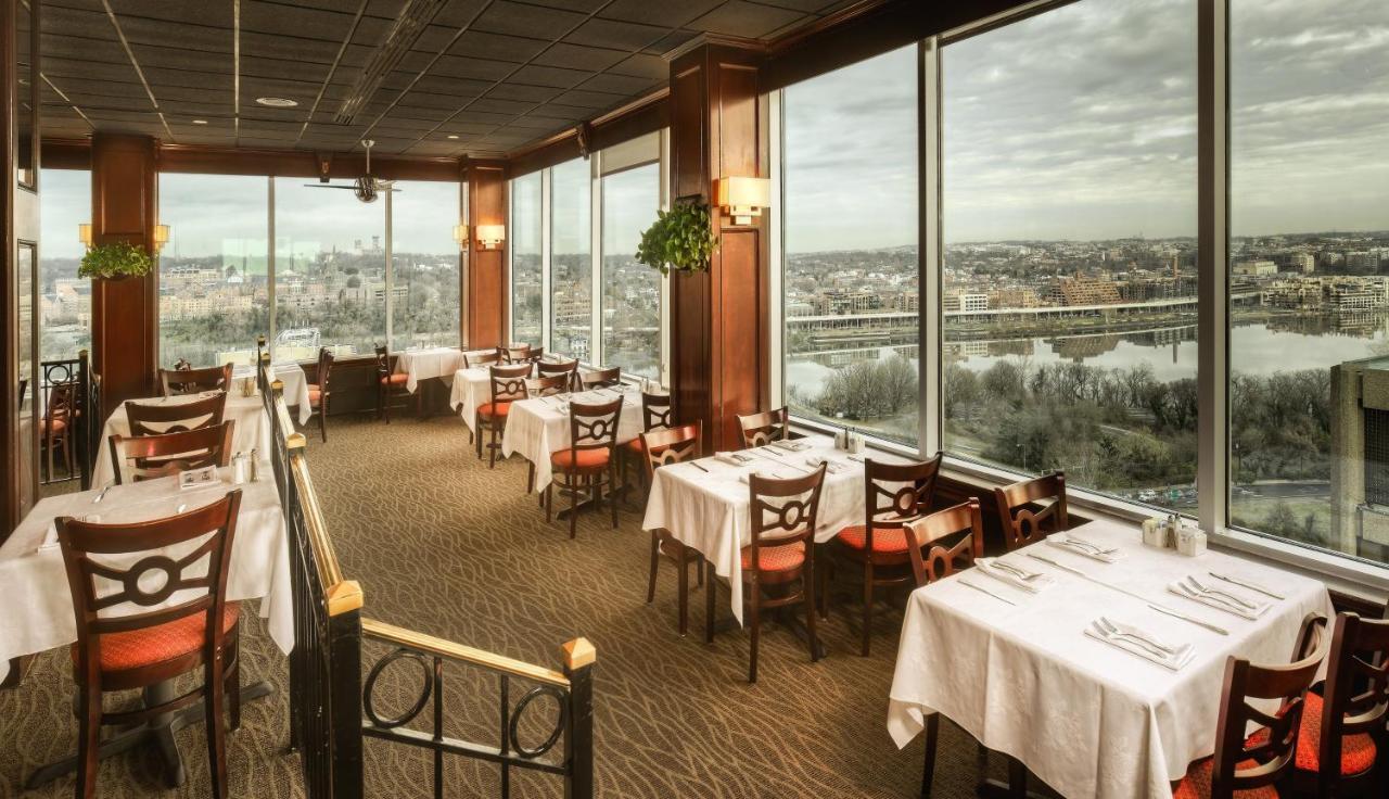 Holiday Inn Rosslyn At Key Bridge Arlington Eksteriør bilde